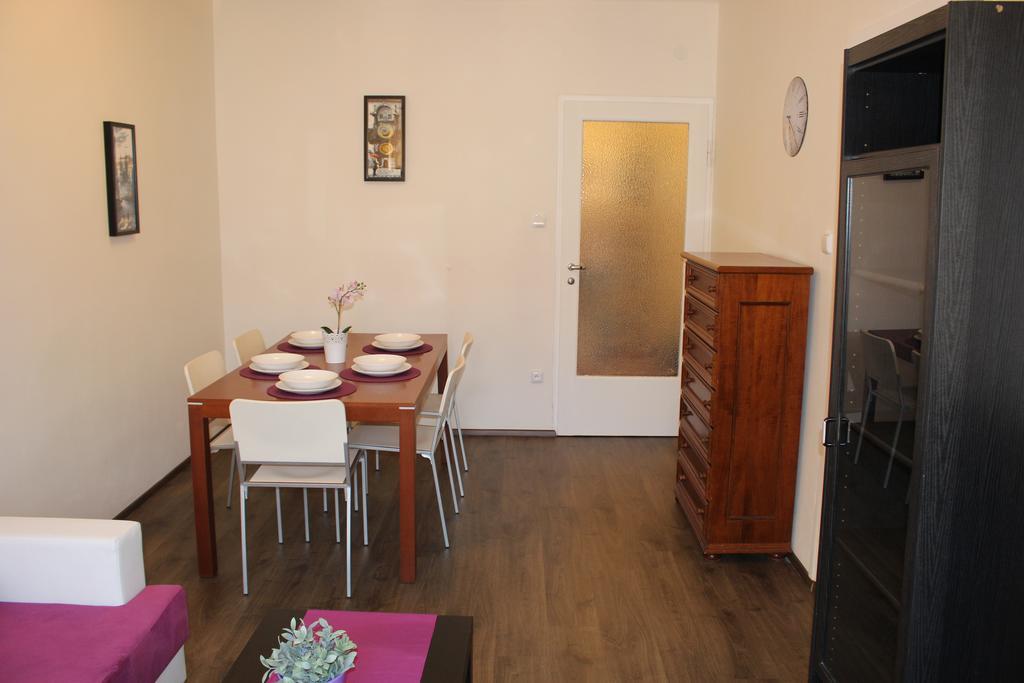 Go Native Prague Apartment Exterior foto